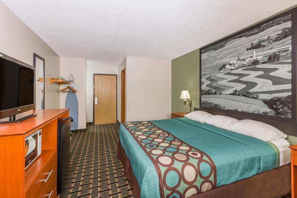 Super 8 By Wyndham Osceola Ia Motel Eksteriør billede